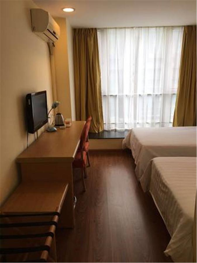 Home Inn Guangzhou Guangdong University Of Foreign Studies Baiyun Avenue Exteriér fotografie